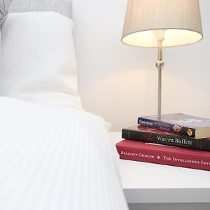 Modern Guesthouse, Fast Wi-Fi, Street Free Parking, Central, Fully Equipped